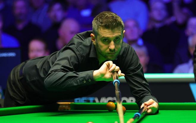 以微弱优势 以微弱优势